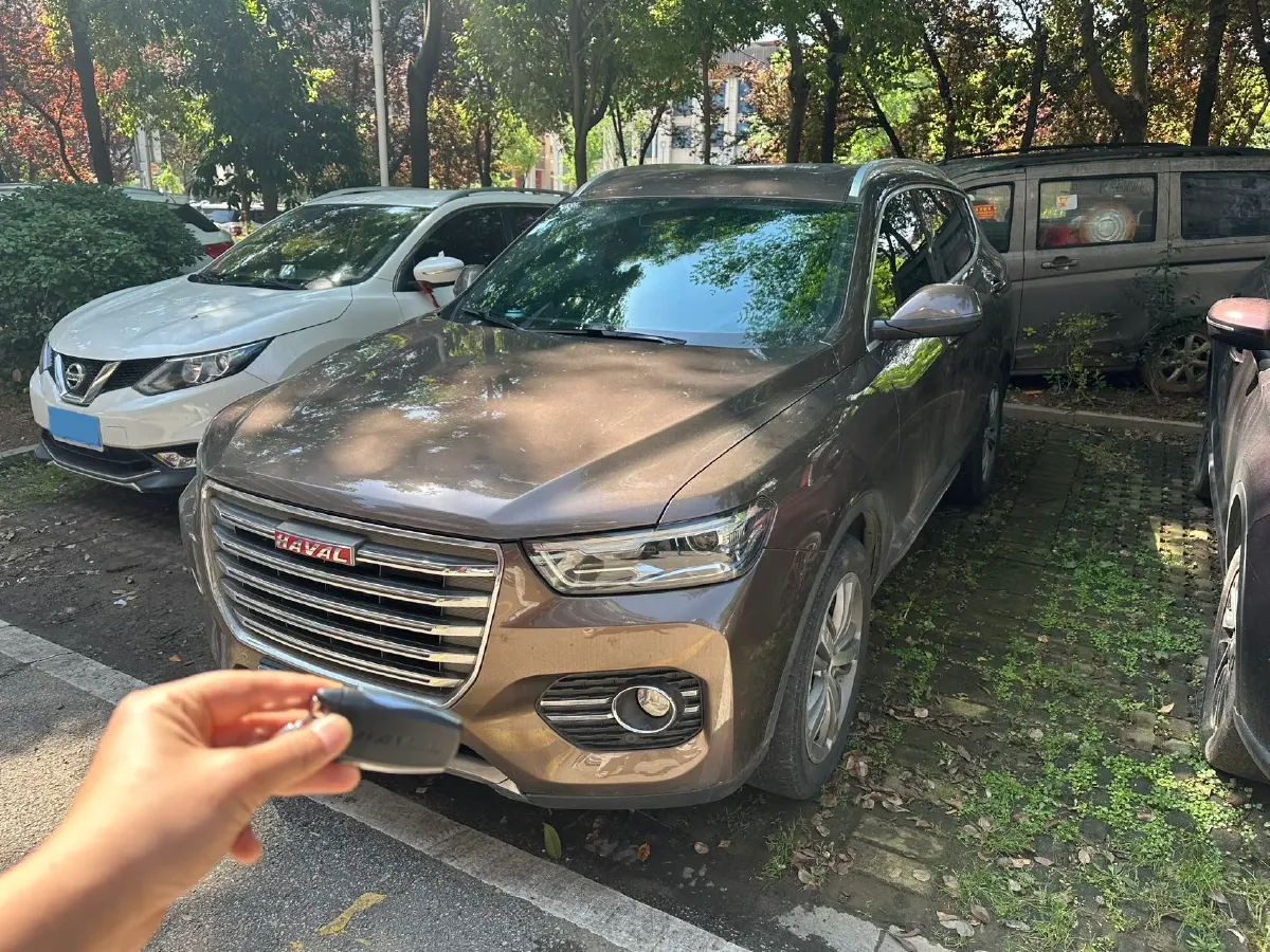 2018 Haval H6 1.5T 169HP L4 7DCT,autocango,china used car exporter,china ev exporter,chinese used car exporter,chinese used ev exporter