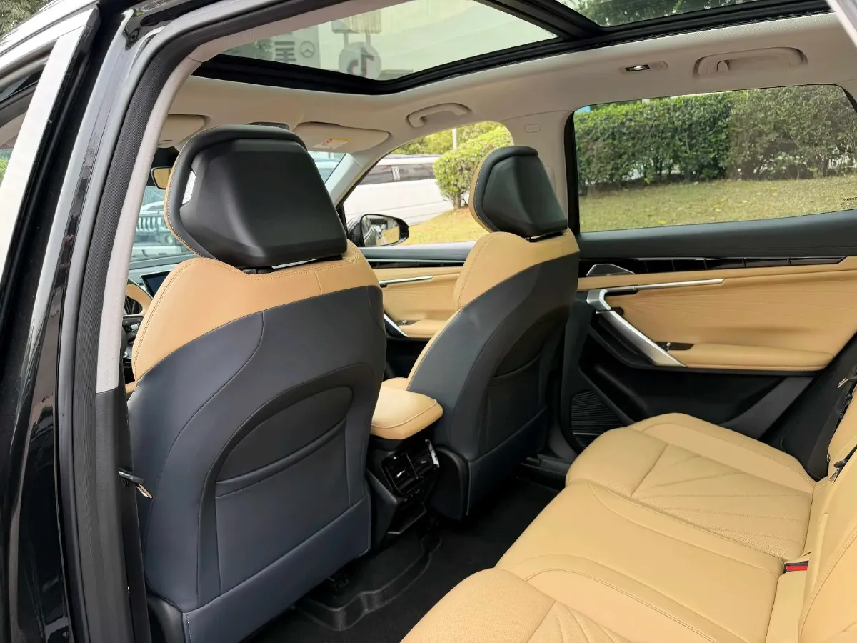 2024 Geely StarRay 1.5T 181HP L4 7DCT,autocango,china used car exporter,china ev exporter,chinese used car exporter,chinese used ev exporter