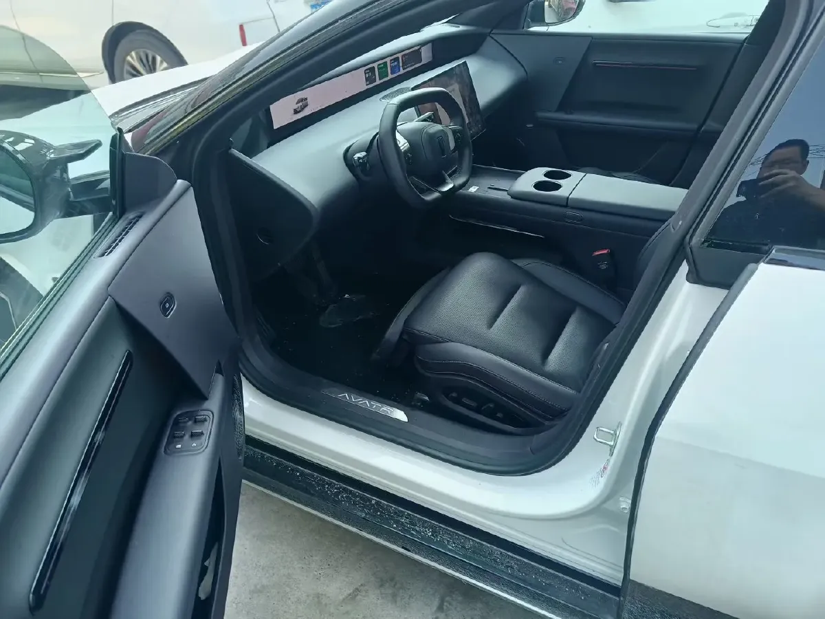 2025 Avatr 06 BEV,autocango,china used car exporter,china ev exporter,chinese used car exporter,chinese used ev exporter
