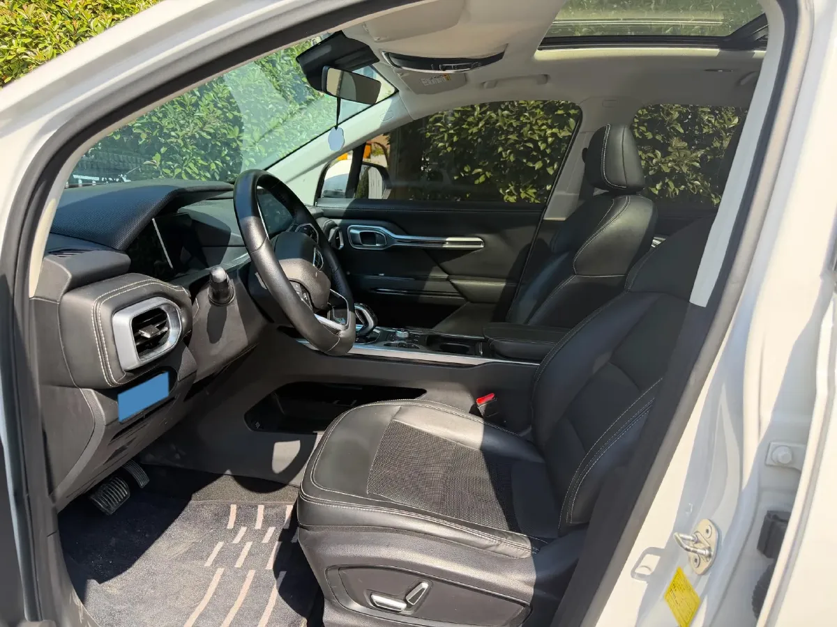 2020 Geely Okavango 1.8T 184HP L4 7DCT,autocango,china used car exporter,china ev exporter,chinese used car exporter,chinese used ev exporter