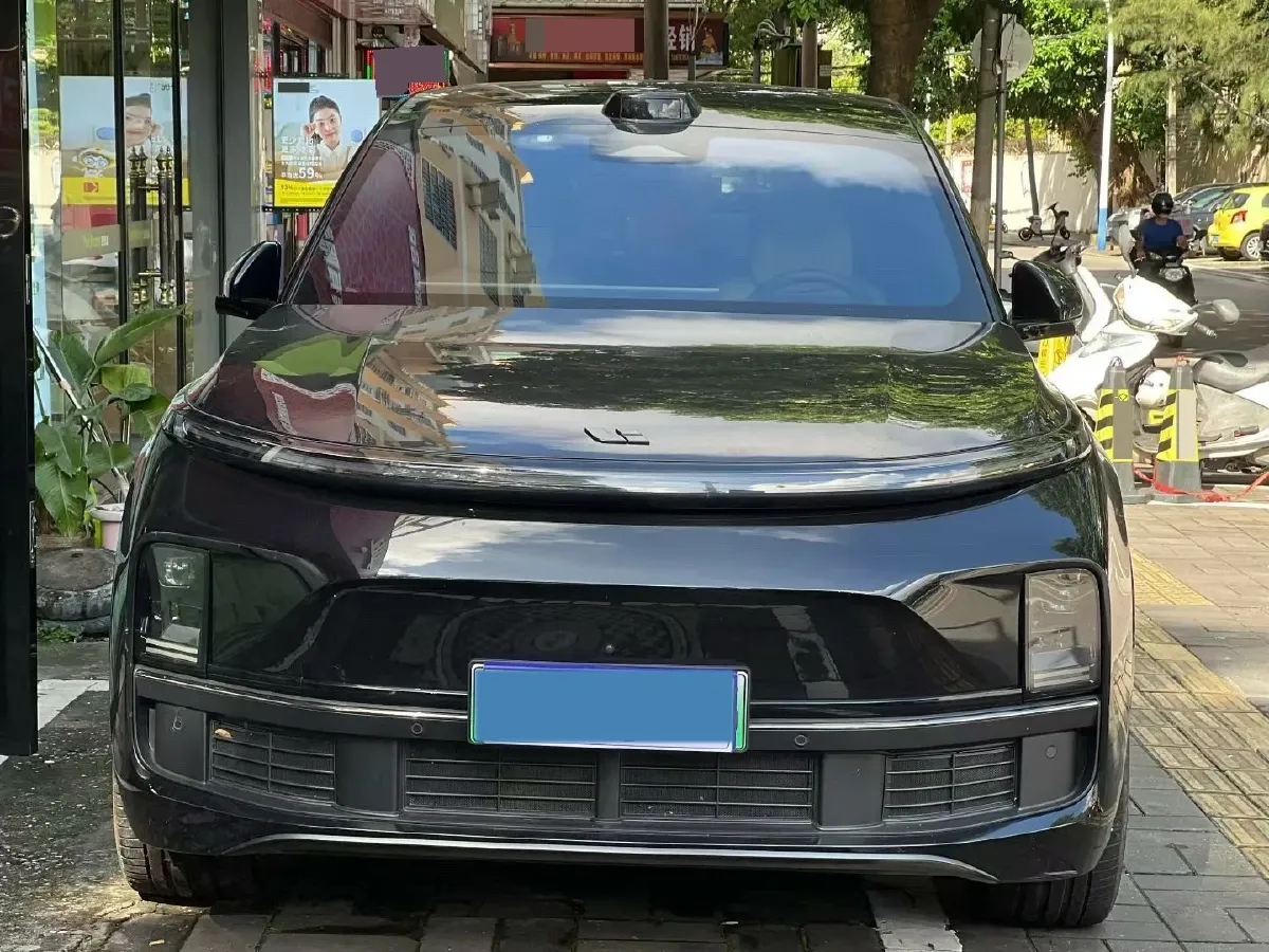 2022 Li L9 Range Extended 154HP REEV 42.6KWH,autocango,china used car exporter,china ev exporter,chinese used car exporter,chinese used ev exporter