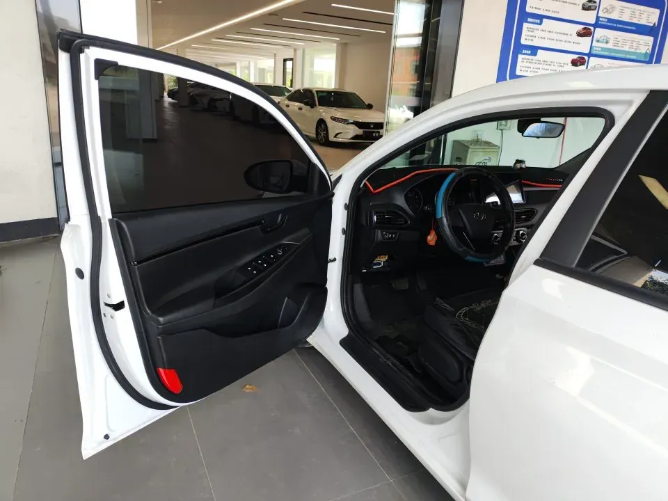 2018 Hyundai Celesta 1.6L 123HP L4 6AT,autocango,china used car exporter,china ev exporter,chinese used car exporter,chinese used ev exporter
