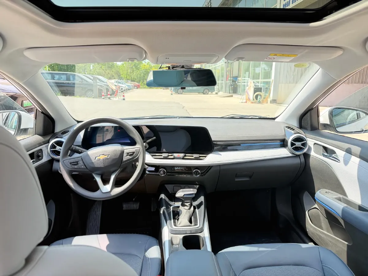 2023 Chevrolet Monza 1.5L 113HP L4 6DCT,autocango,china used car exporter,china ev exporter,chinese used car exporter,chinese used ev exporter