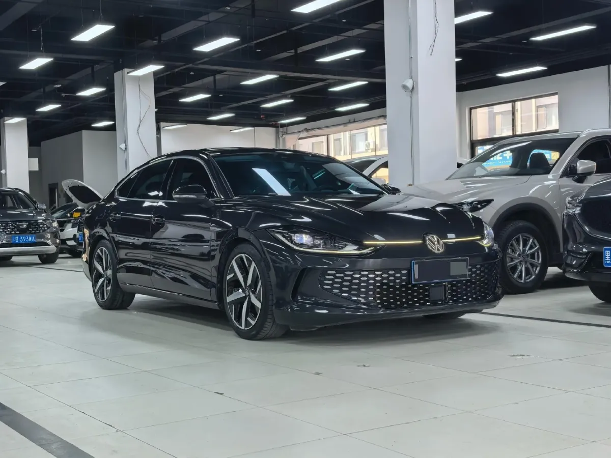 2023 Volkswagen Lamando 1.4T 150HP L4 7DCT,autocango,china used car exporter,china ev exporter,chinese used car exporter,chinese used ev exporter