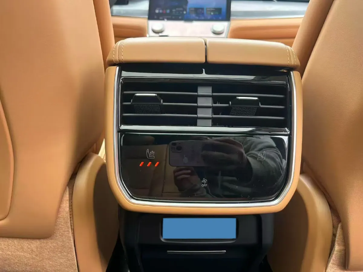 2024 LYNK&CO 09 2.0T 254HP L4 8AT,autocango,china used car exporter,china ev exporter,chinese used car exporter,chinese used ev exporter