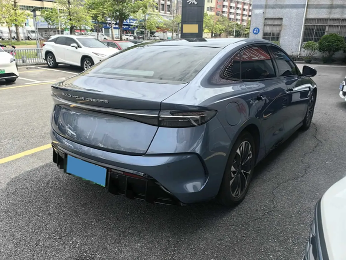 2022 MAXUS DaJia 5 BEV 70KWH,autocango,china used car exporter,china ev exporter,chinese used car exporter,chinese used ev exporter