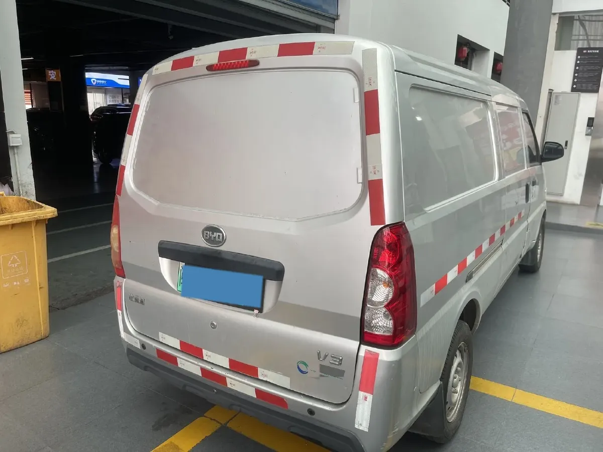 2020 Dongfeng RuiQi 6 2.3T 163HP L4 8AT,autocango,china used car exporter,china ev exporter,chinese used car exporter,chinese used ev exporter
