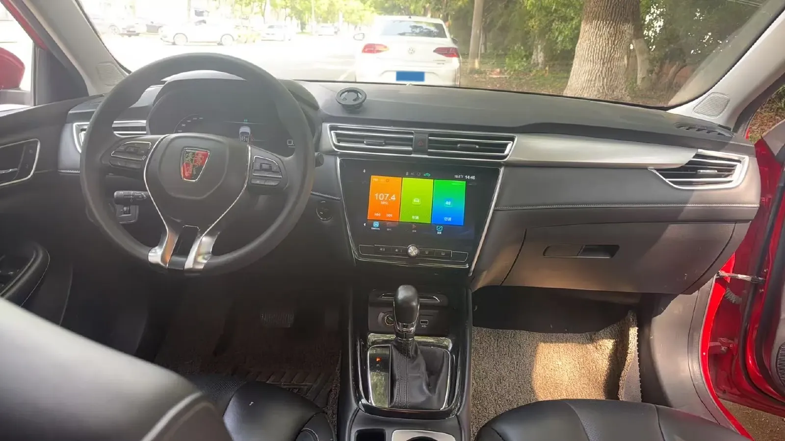 2020 Roewe i5 1.5L 120HP L4 CVT,autocango,china used car exporter,china ev exporter,chinese used car exporter,chinese used ev exporter