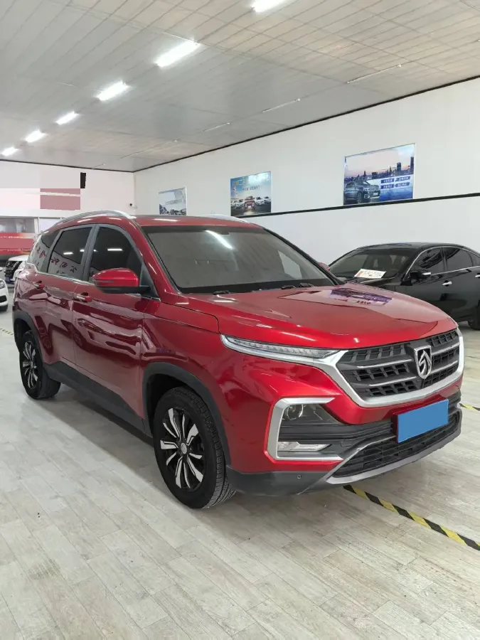 2018 BaoJun 530 1.5T 150HP L4 6DCT,autocango,china used car exporter,china ev exporter,chinese used car exporter,chinese used ev exporter