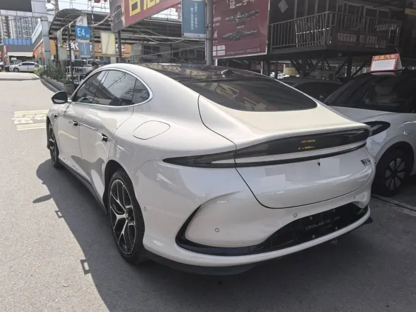 2025 IM L6 BEV,autocango,china used car exporter,china ev exporter,chinese used car exporter,chinese used ev exporter