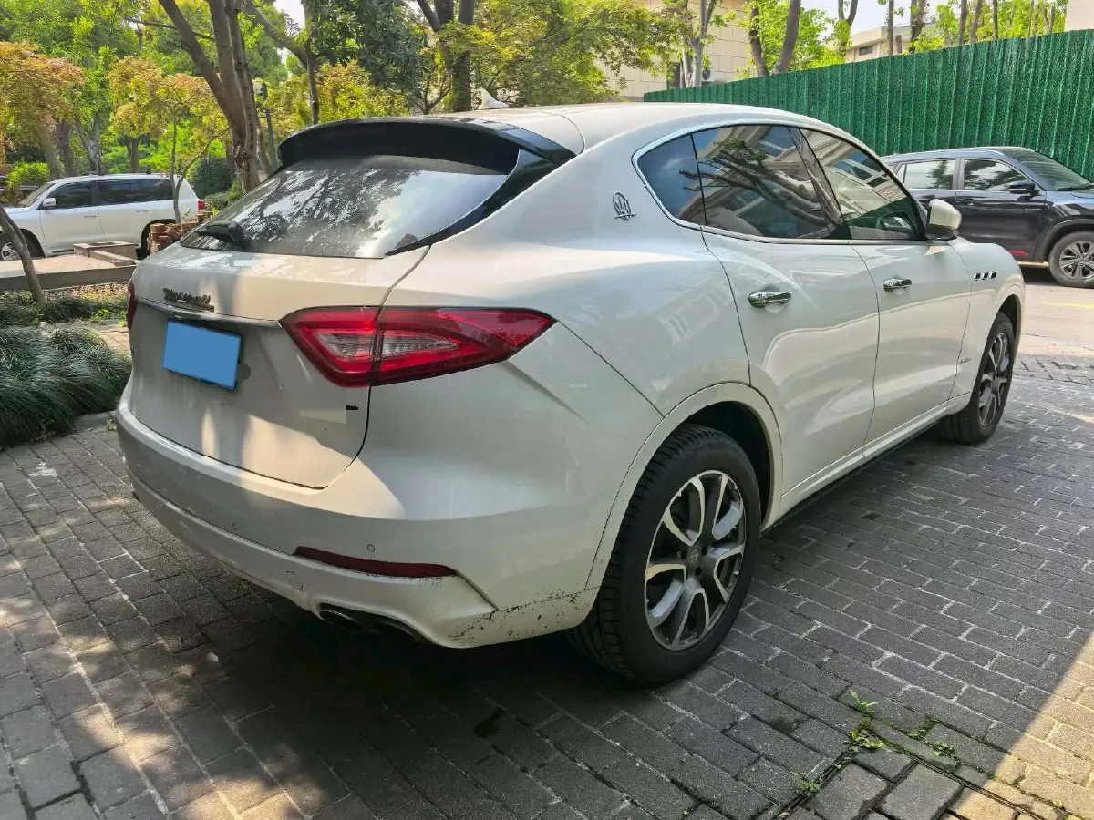2018 Maserati Levante 3.0T 350HP V6 8AT,autocango,china used car exporter,china ev exporter,chinese used car exporter,chinese used ev exporter