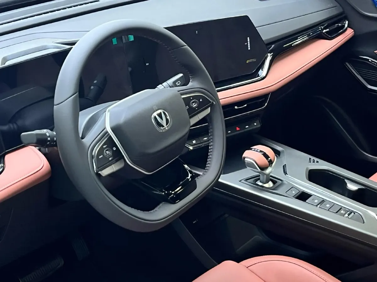 2026 ChangAn X5 PLUS 1.5T 192HP L4 7DCT,autocango,china used car exporter,china ev exporter,chinese used car exporter,chinese used ev exporter