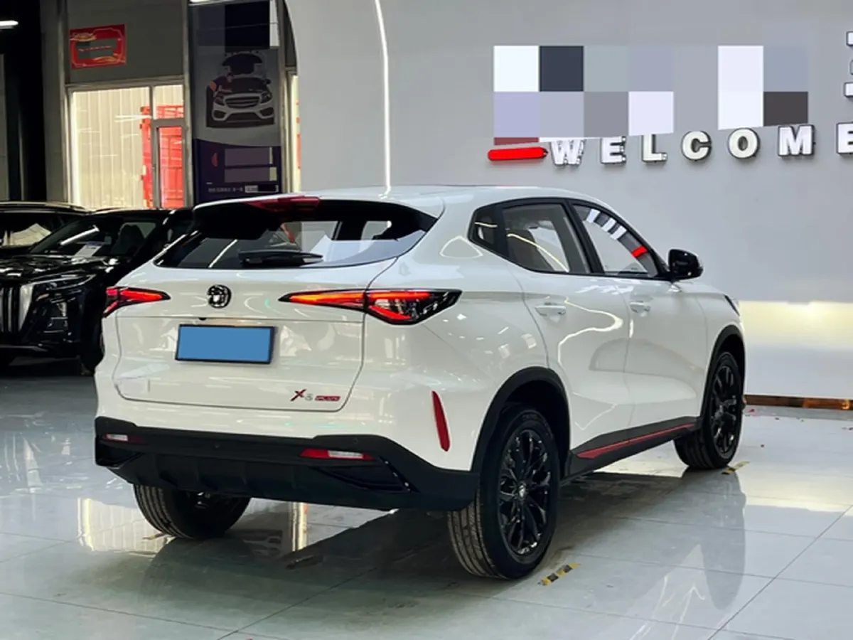 2026 ChangAn X5 PLUS 1.5T 192HP L4 7DCT,autocango,china used car exporter,china ev exporter,chinese used car exporter,chinese used ev exporter