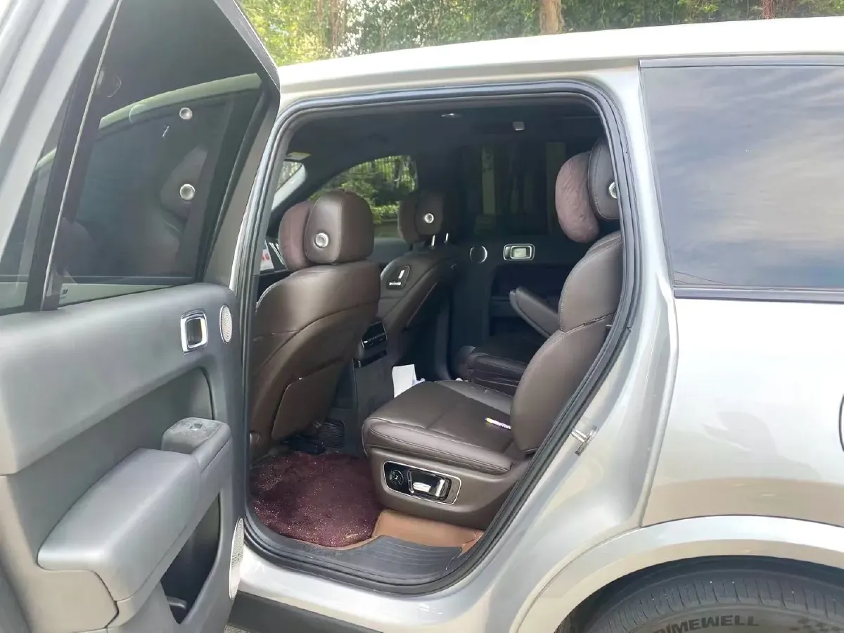 2022 Li L9 Range Extended 154HP REEV 42.6KWH,autocango,china used car exporter,china ev exporter,chinese used car exporter,chinese used ev exporter