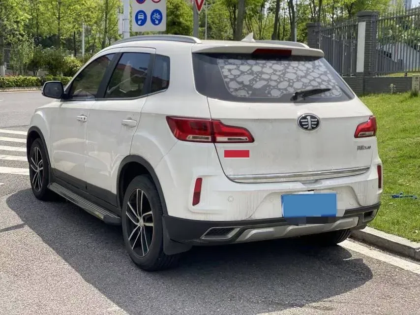 2018 Bestune X40 1.6L 114HP L4 6AT,autocango,china used car exporter,china ev exporter,chinese used car exporter,chinese used ev exporter