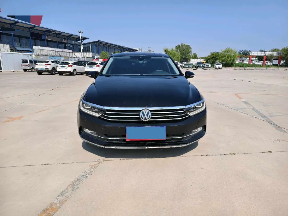 2019 Volkswagen Magotan 2.0T 186HP L4 7DCT,autocango,china used car exporter,china ev exporter,chinese used car exporter,chinese used ev exporter