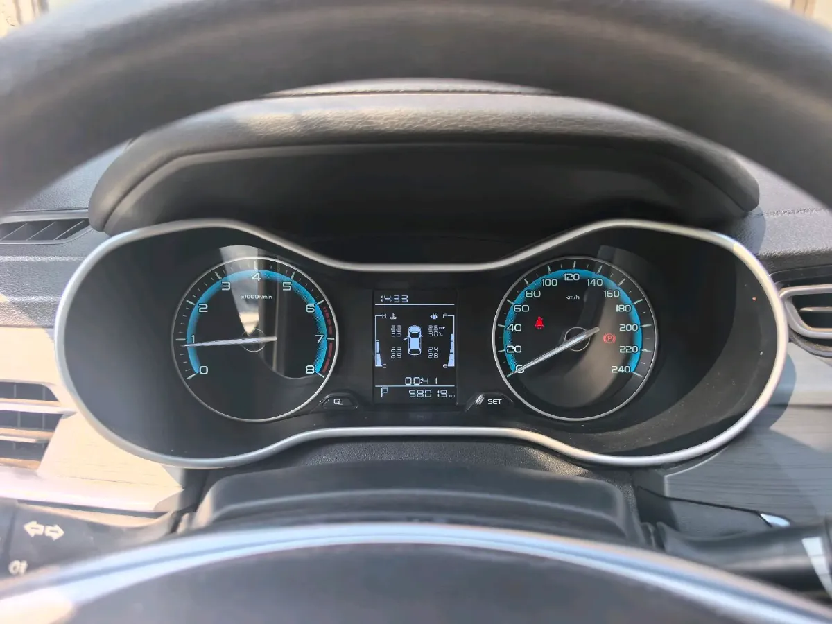 2021 Geely Emgrand 1.5L 109HP L4 CVT,autocango,china used car exporter,china ev exporter,chinese used car exporter,chinese used ev exporter