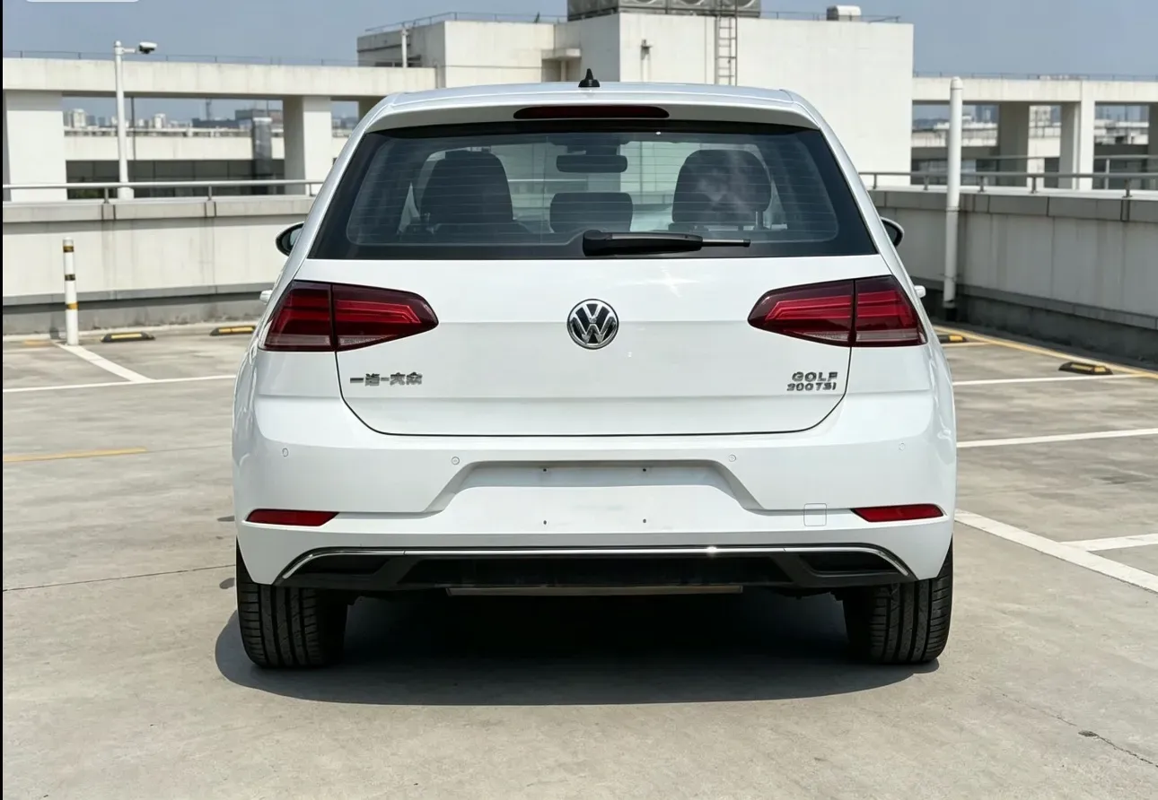 2020 Volkswagen Golf 1.2T 116HP L4 7DCT,autocango,china used car exporter,china ev exporter,chinese used car exporter,chinese used ev exporter