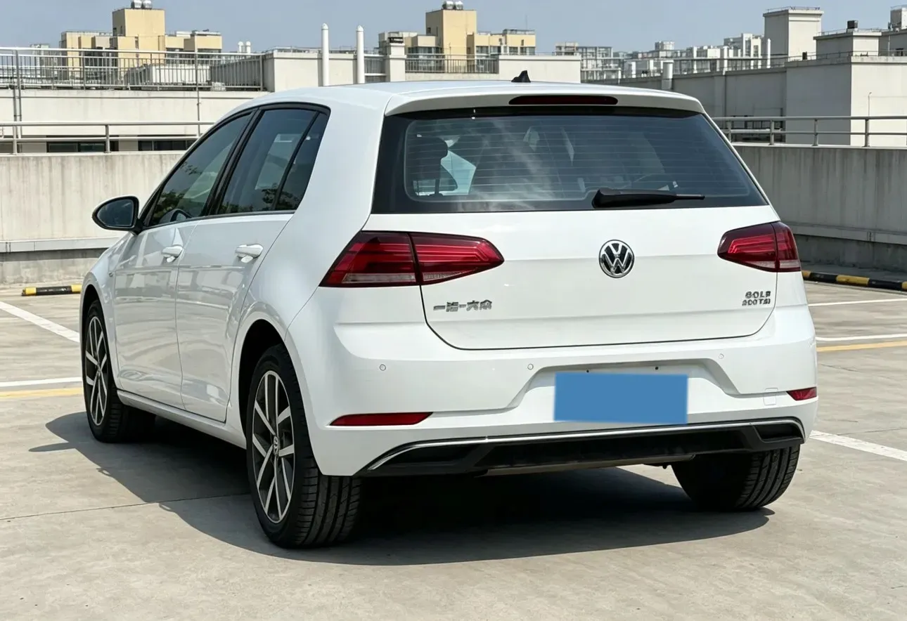 2020 Volkswagen Golf 1.2T 116HP L4 7DCT,autocango,china used car exporter,china ev exporter,chinese used car exporter,chinese used ev exporter