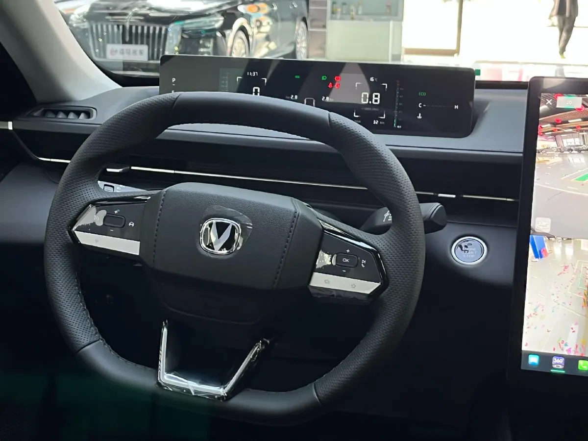 2025 ChangAn Eado 1.5T 192HP L4 7DCT,autocango,china used car exporter,china ev exporter,chinese used car exporter,chinese used ev exporter