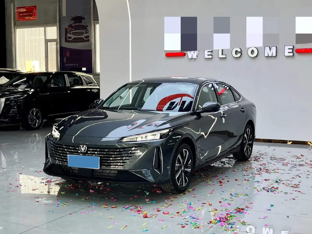 2025 ChangAn Eado 1.5T 192HP L4 7DCT,autocango,china used car exporter,china ev exporter,chinese used car exporter,chinese used ev exporter