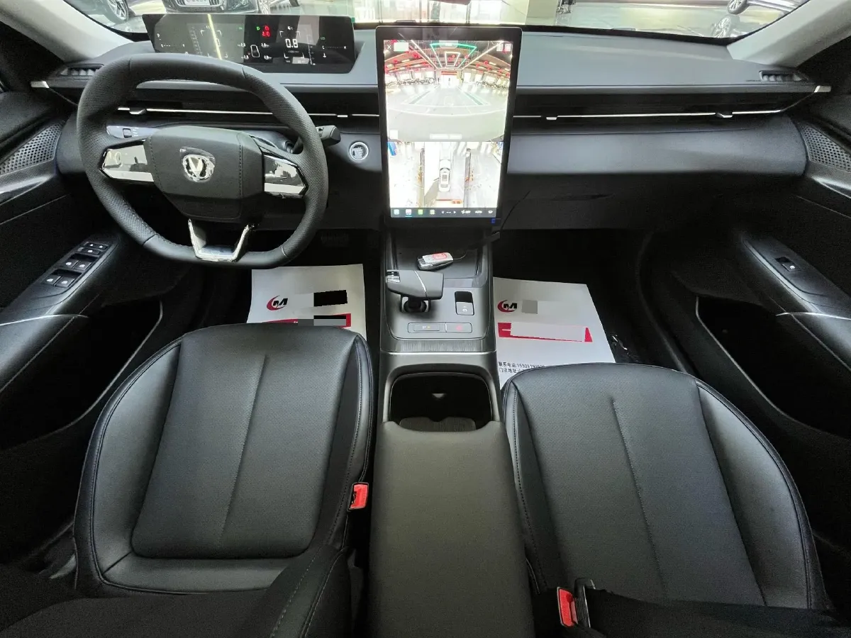 2025 ChangAn Eado 1.5T 192HP L4 7DCT,autocango,china used car exporter,china ev exporter,chinese used car exporter,chinese used ev exporter