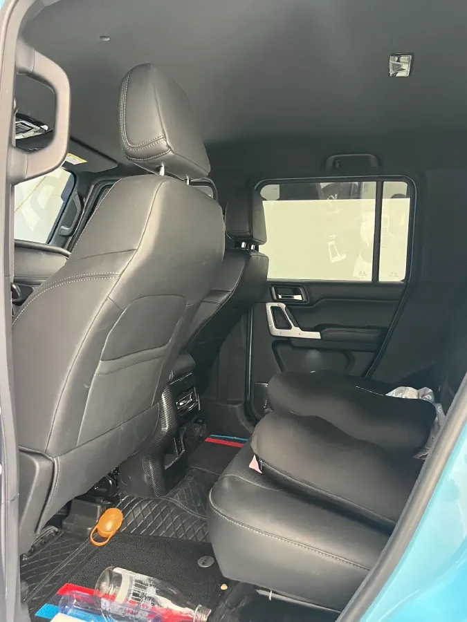 2025 212 212 T01 2.0T 252HP L4 8AT,autocango,china used car exporter,china ev exporter,chinese used car exporter,chinese used ev exporter
