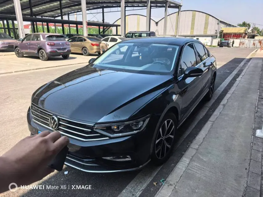 2020 Volkswagen Magotan 2.0T 186HP L4 7DCT,autocango,china used car exporter,china ev exporter,chinese used car exporter,chinese used ev exporter
