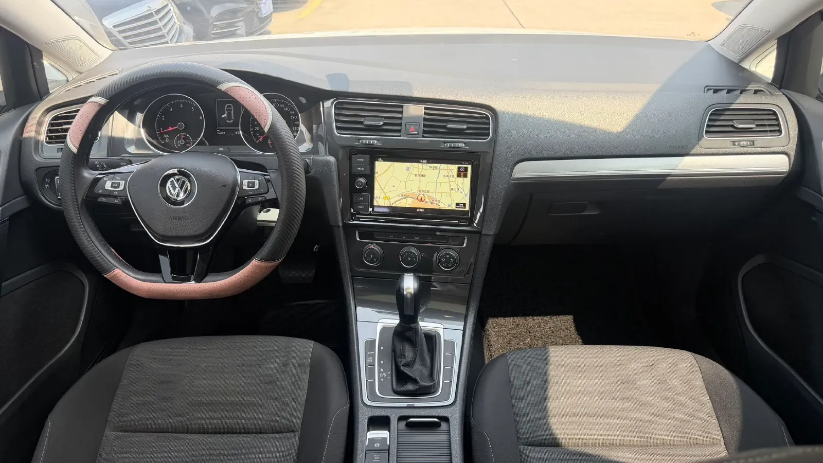 2019 Volkswagen Golf 1.2T 116HP L4 7DCT,autocango,china used car exporter,china ev exporter,chinese used car exporter,chinese used ev exporter