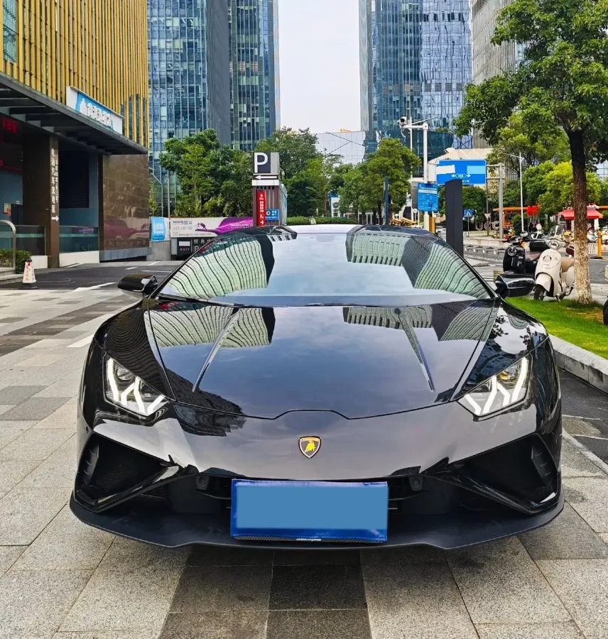 2020 Lamborghini Huracán 5.2L 611HP V10 7DCT,autocango,china used car exporter,china ev exporter,chinese used car exporter,chinese used ev exporter