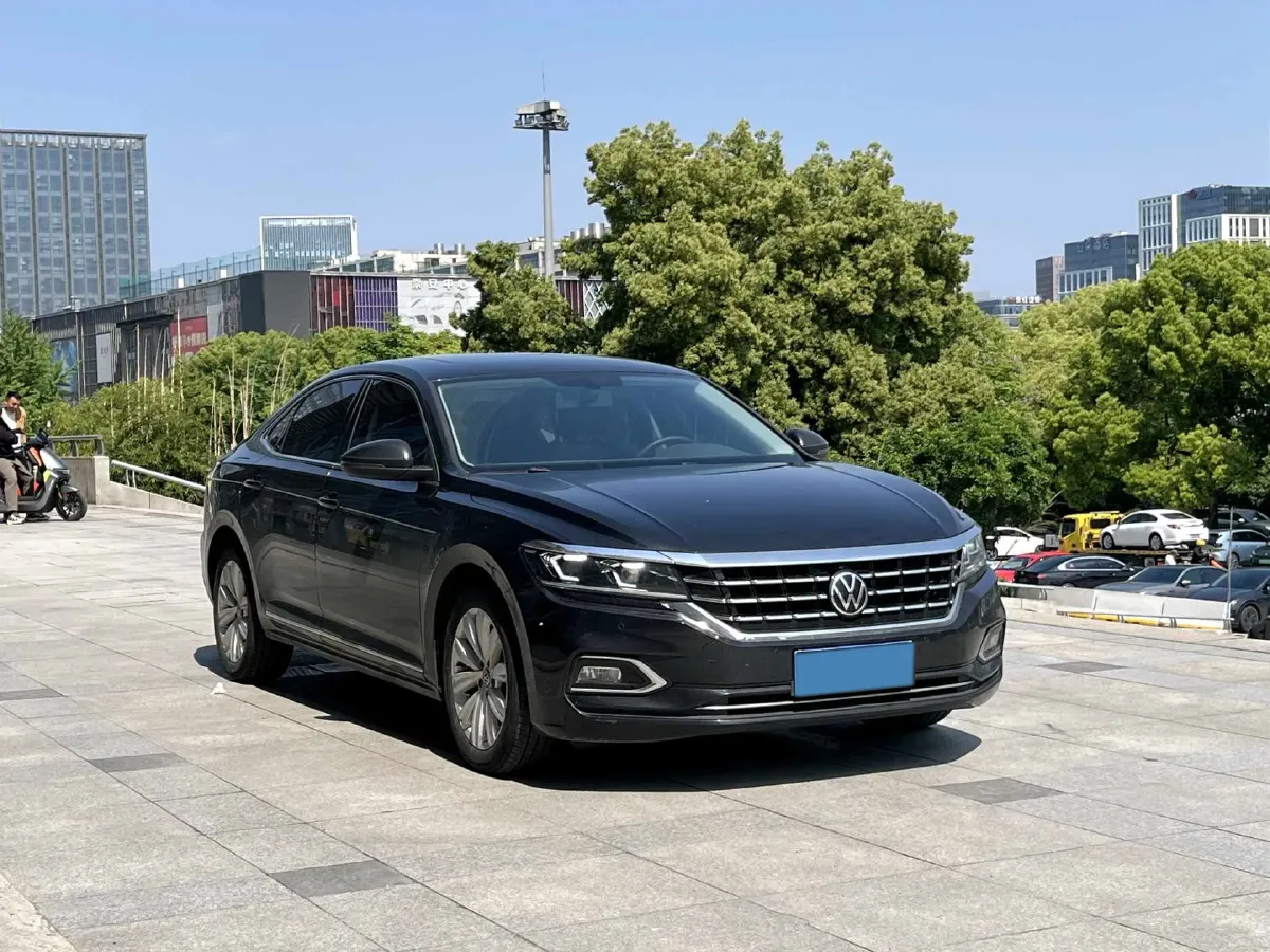 2019 Skoda Kodiak 2.0T 186HP L4 7DCT,autocango,china used car exporter,china ev exporter,chinese used car exporter,chinese used ev exporter