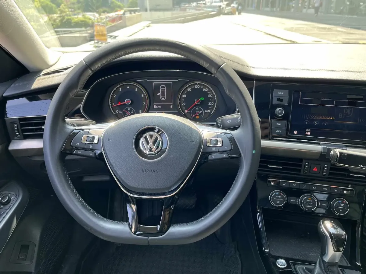 2019 Skoda Kodiak 2.0T 186HP L4 7DCT,autocango,china used car exporter,china ev exporter,chinese used car exporter,chinese used ev exporter