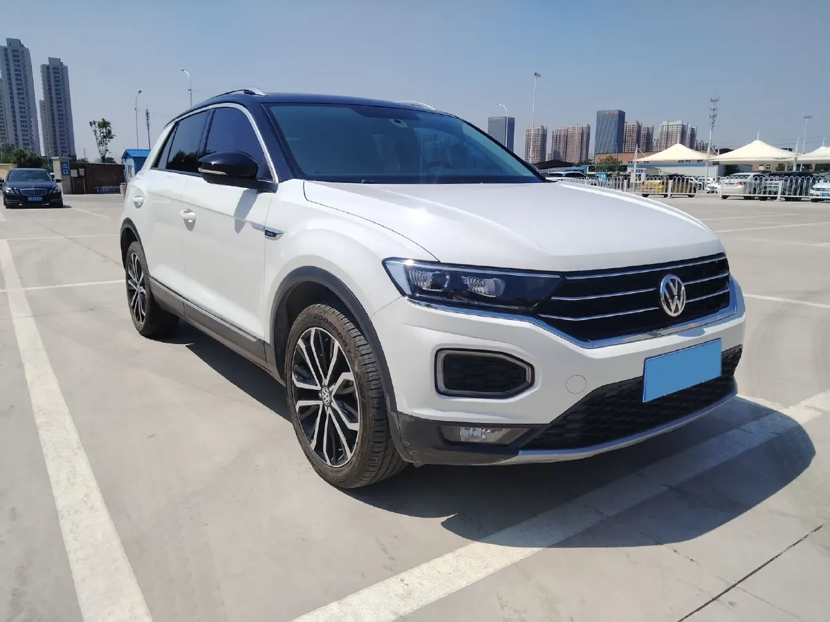 2021 Volkswagen T-Roc 1.4T 150HP L4 7DCT,autocango,china used car exporter,china ev exporter,chinese used car exporter,chinese used ev exporter