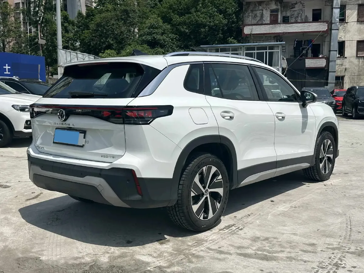 2025 Volkswagen Tayron 2.0T 186HP L4 7DCT,autocango,china used car exporter,china ev exporter,chinese used car exporter,chinese used ev exporter