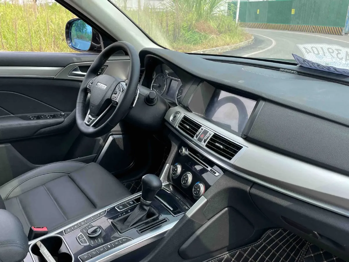 2017 Haval H7 2.0T 231HP L4 6DCT,autocango,china used car exporter,china ev exporter,chinese used car exporter,chinese used ev exporter