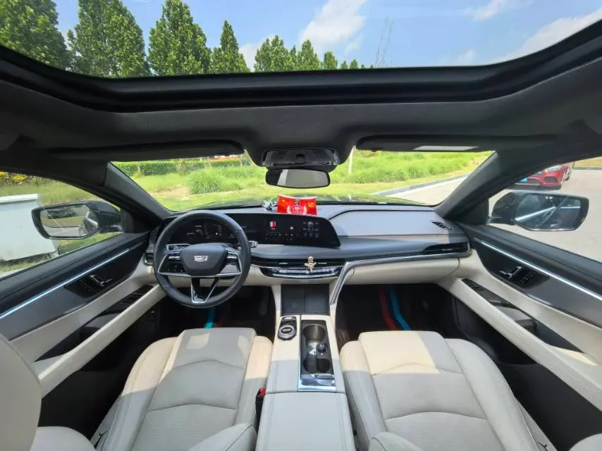 2023 Cadillac CT6 2.0T 237HP L4 10AT,autocango,china used car exporter,china ev exporter,chinese used car exporter,chinese used ev exporter