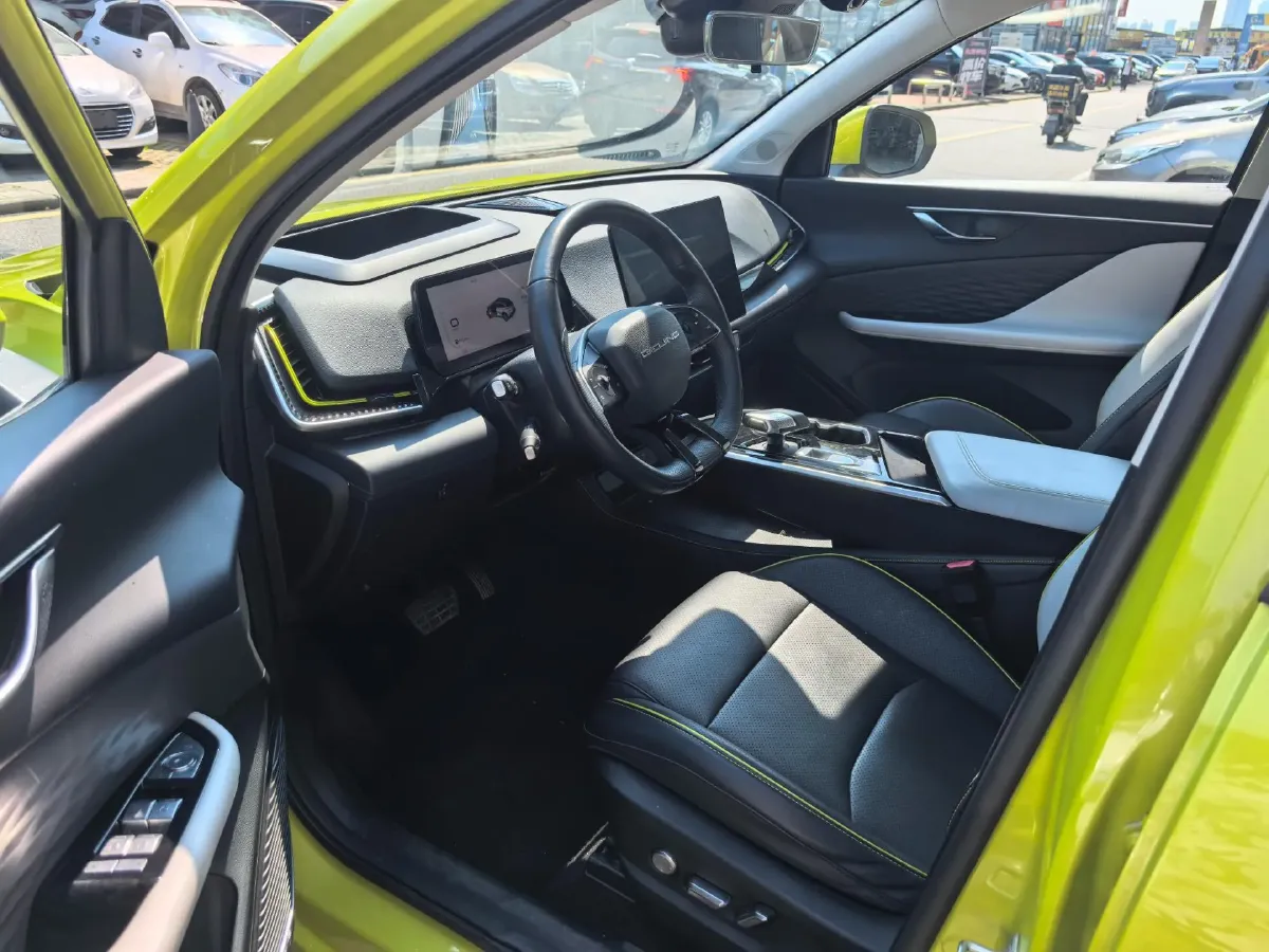 2022 BeiJing Auto Rubik 1.5T 188HP L4 7DCT,autocango,china used car exporter,china ev exporter,chinese used car exporter,chinese used ev exporter