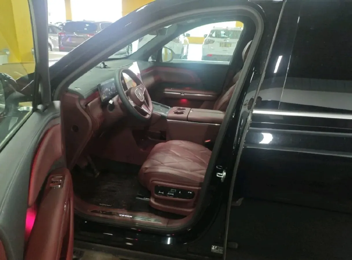 2026 Voyah 9L 1.5T 150HP L4 PHEV,autocango,china used car exporter,china ev exporter,chinese used car exporter,chinese used ev exporter