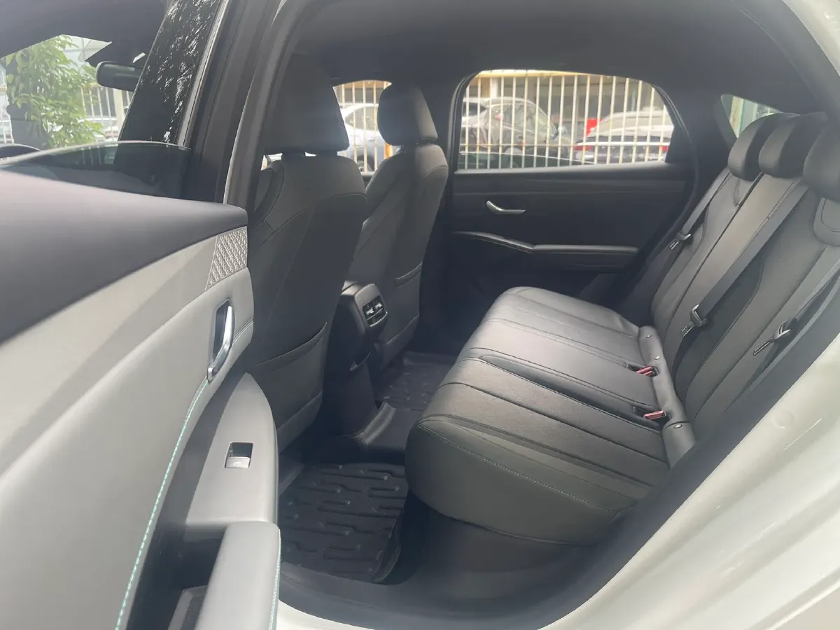 2025 BYD Qin Plus 1.5L 101HP L4 E-CVT PHEV 7.68KWH,autocango,china used car exporter,china ev exporter,chinese used car exporter,chinese used ev exporter