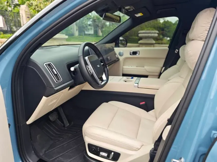 2023 Li L7 Range Extended 154HP REEV 40.9KWH,autocango,china used car exporter,china ev exporter,chinese used car exporter,chinese used ev exporter