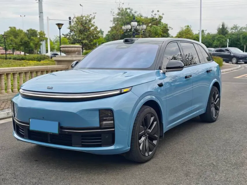 2023 Li L7 Range Extended 154HP REEV 40.9KWH,autocango,china used car exporter,china ev exporter,chinese used car exporter,chinese used ev exporter