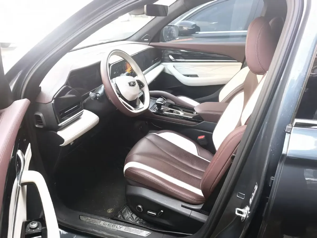 2021 Geely Monjaro 2.0T 218HP L4 7DCT,autocango,china used car exporter,china ev exporter,chinese used car exporter,chinese used ev exporter