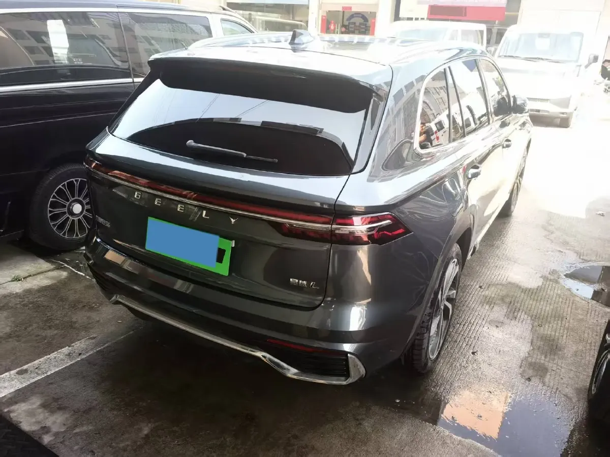 2021 Geely Monjaro 2.0T 218HP L4 7DCT,autocango,china used car exporter,china ev exporter,chinese used car exporter,chinese used ev exporter