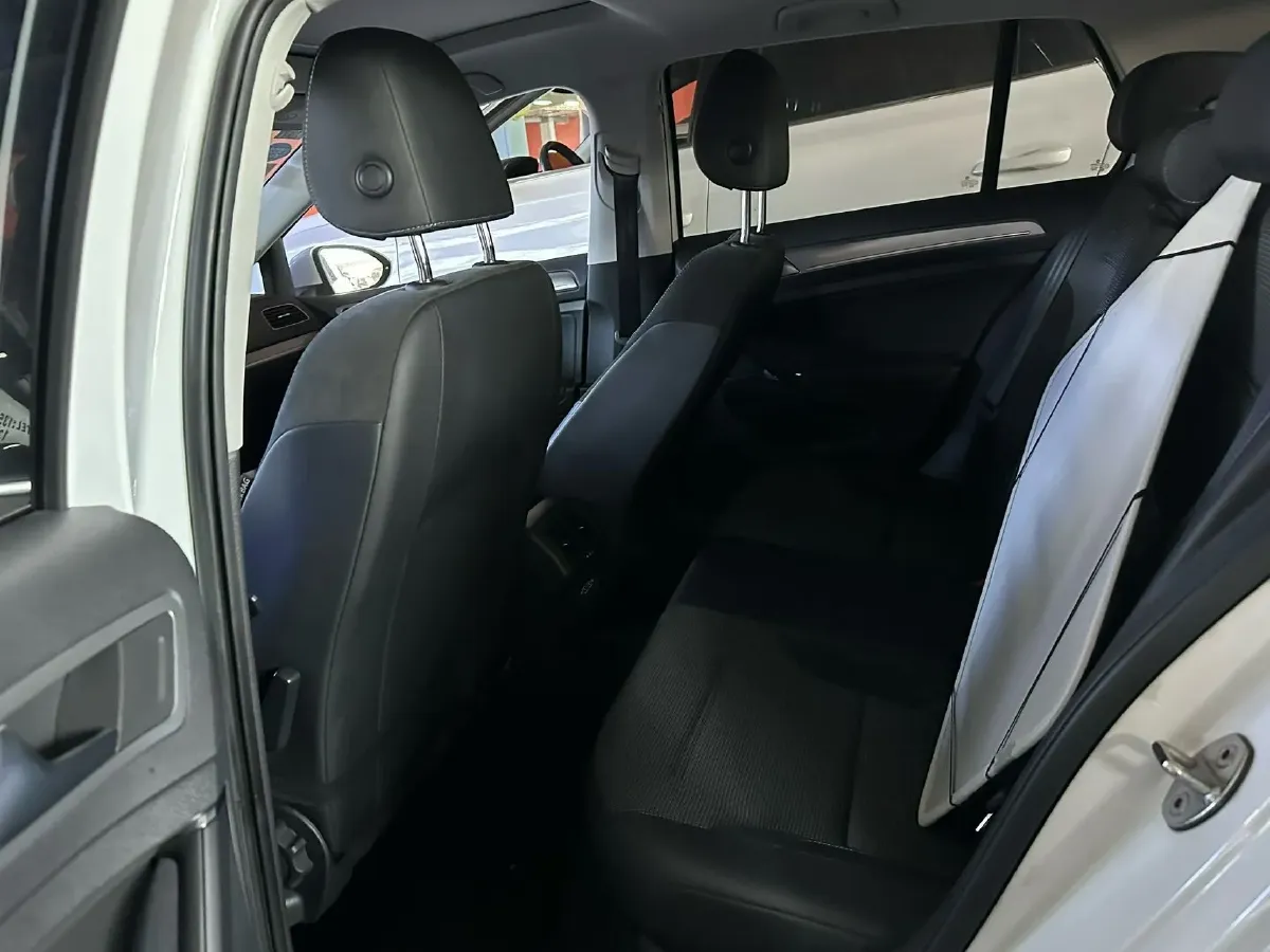 2019 Volkswagen Golf 1.4T 150HP L4 7DCT,autocango,china used car exporter,china ev exporter,chinese used car exporter,chinese used ev exporter