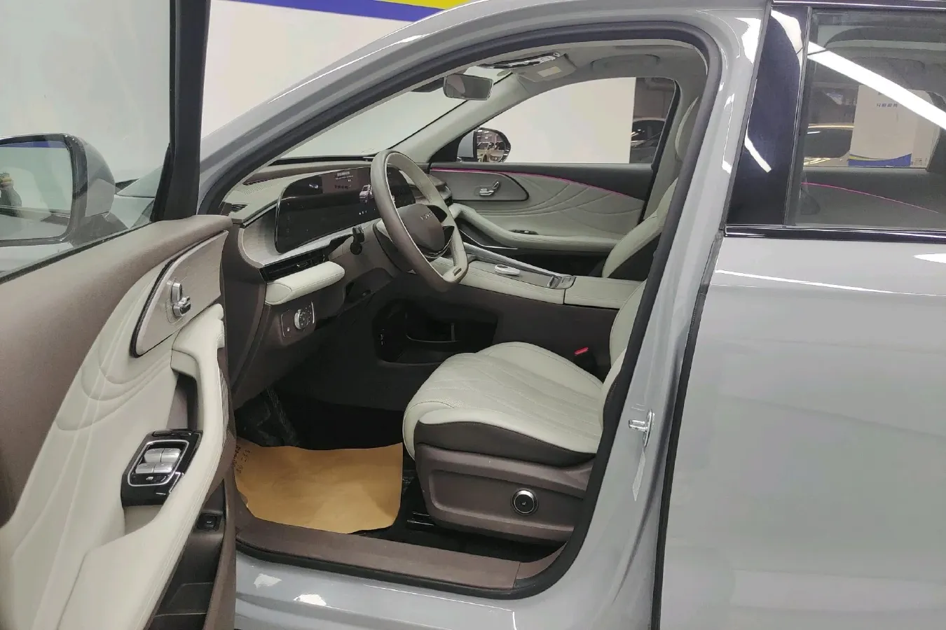 2024 JMC DaDaoEV BEV 63.75KWH,autocango,china used car exporter,china ev exporter,chinese used car exporter,chinese used ev exporter