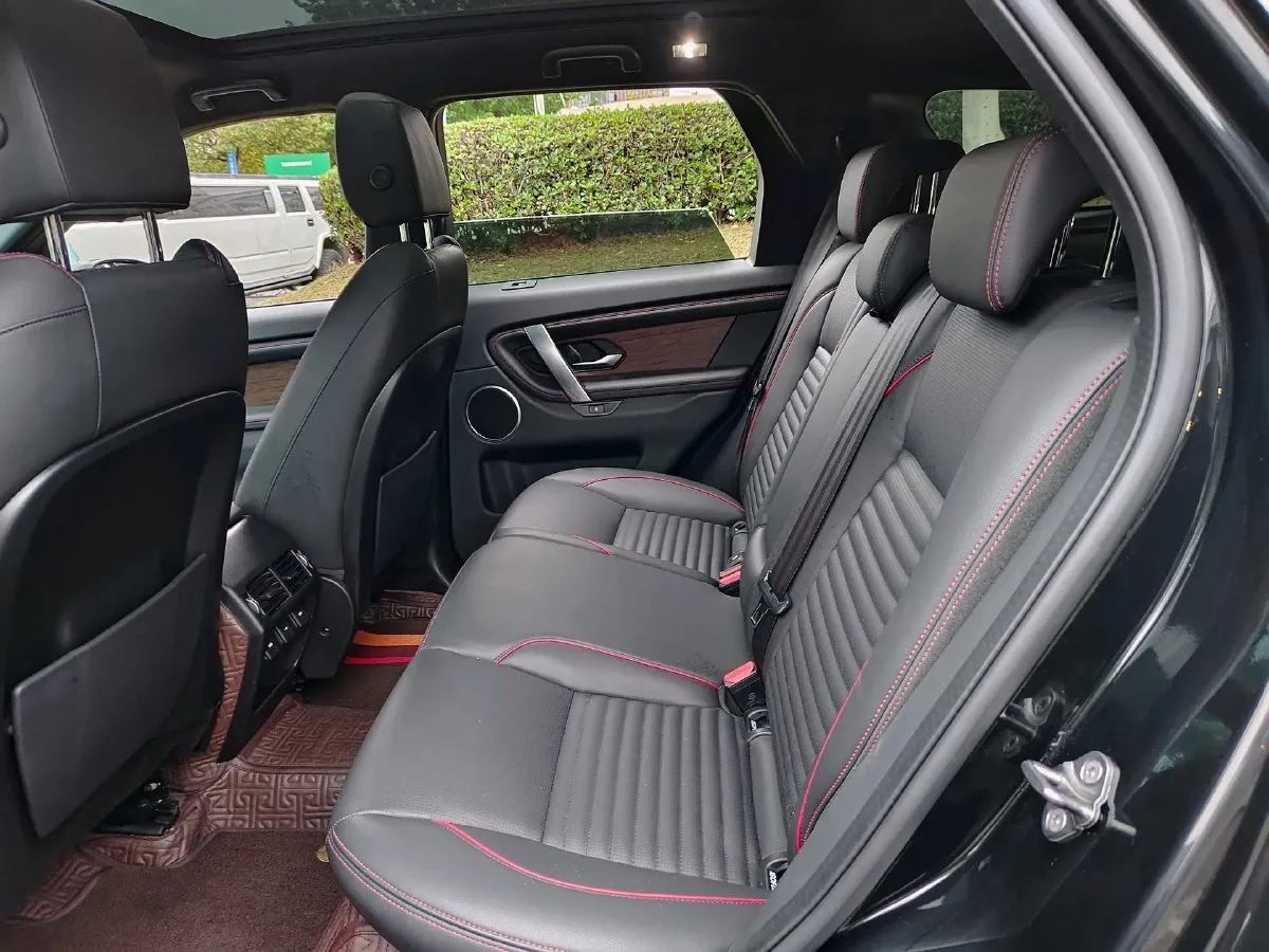 2021 Land Rover Discovery Sport 2.0T 249HP L4 9AT,autocango,china used car exporter,china ev exporter,chinese used car exporter,chinese used ev exporter