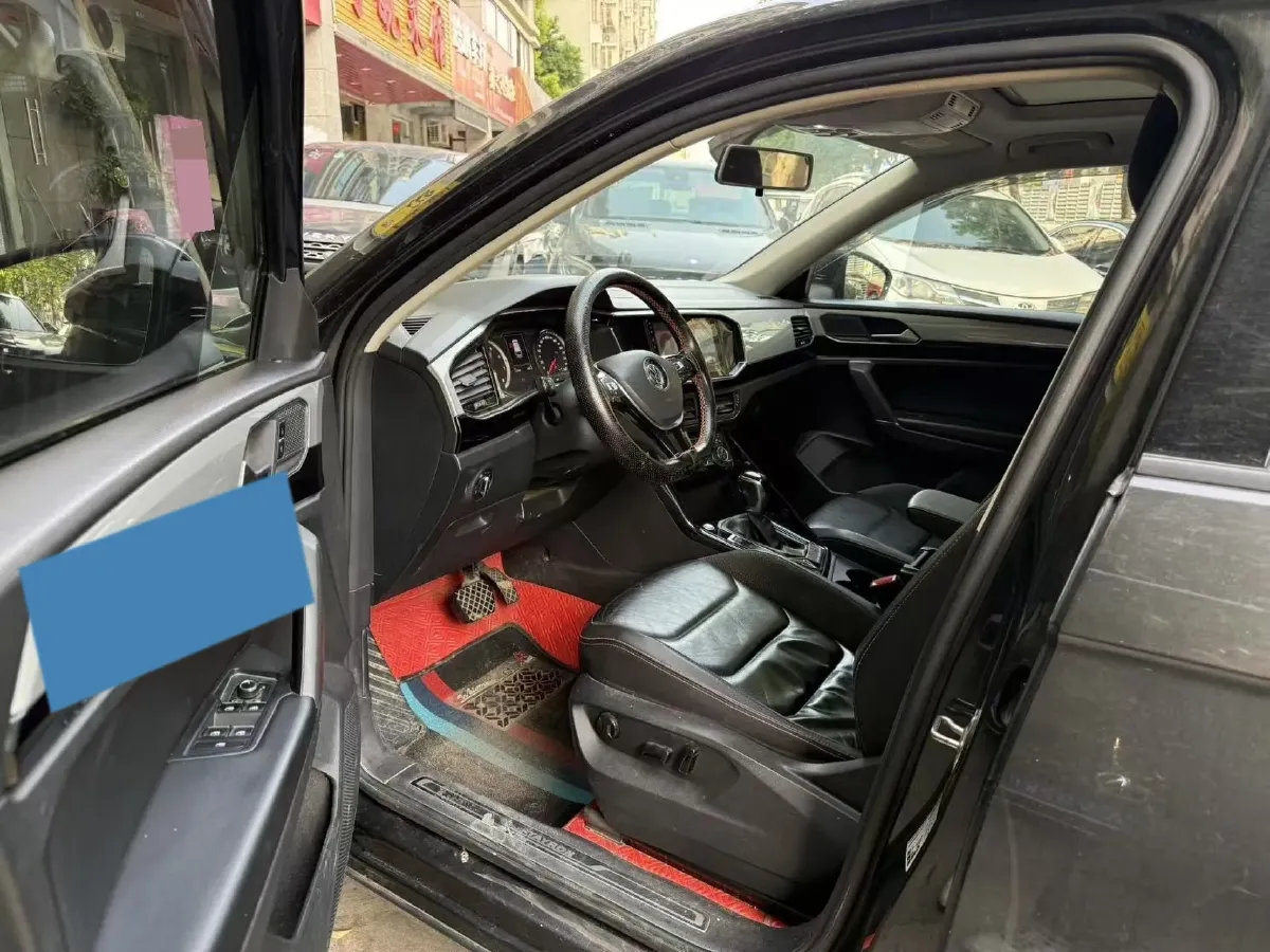 2019 Jeep Cherokee 2.0T 234HP L4 9AT,autocango,china used car exporter,china ev exporter,chinese used car exporter,chinese used ev exporter