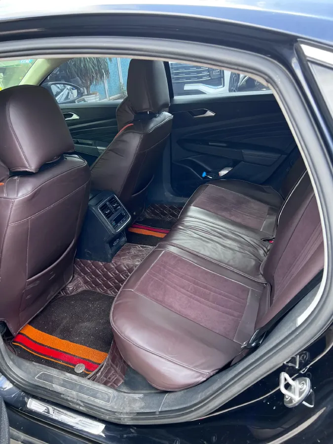 2019 Skoda Kodiak 2.0T 186HP L4 7DCT,autocango,china used car exporter,china ev exporter,chinese used car exporter,chinese used ev exporter