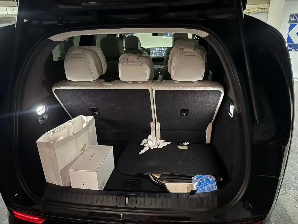 2024 Li MEGA BEV 102.7KWH,autocango,china used car exporter,china ev exporter,chinese used car exporter,chinese used ev exporter