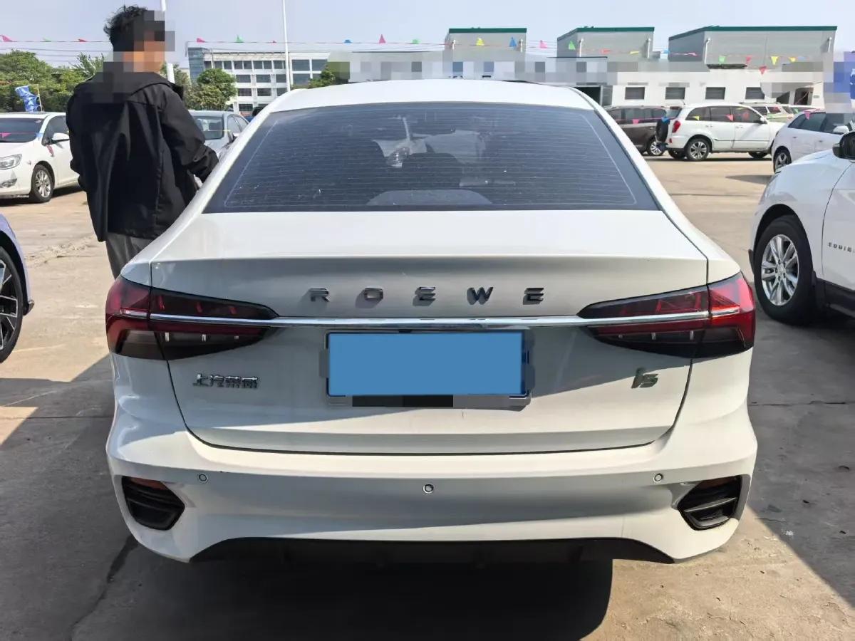 2021 Roewe i5 1.5L 120HP L4 CVT,autocango,china used car exporter,china ev exporter,chinese used car exporter,chinese used ev exporter